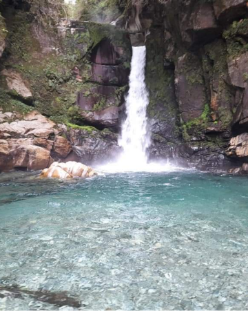 Cascada Escondida